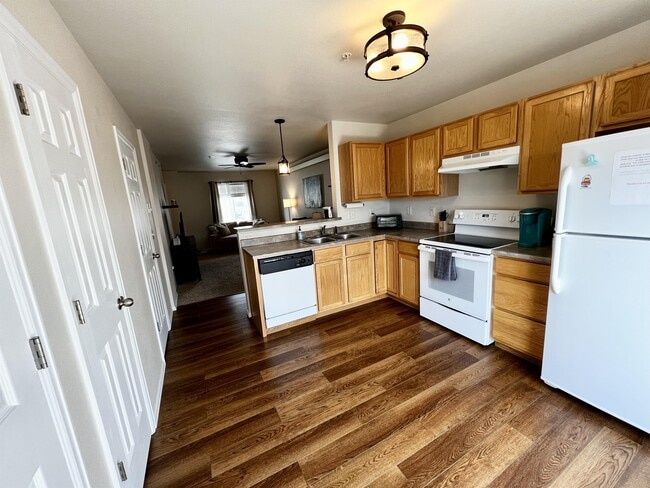 Building Photo - 480 Antero Cir
