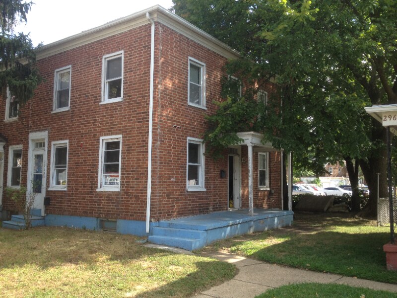Primary Photo - 2958 E Octagon Rd