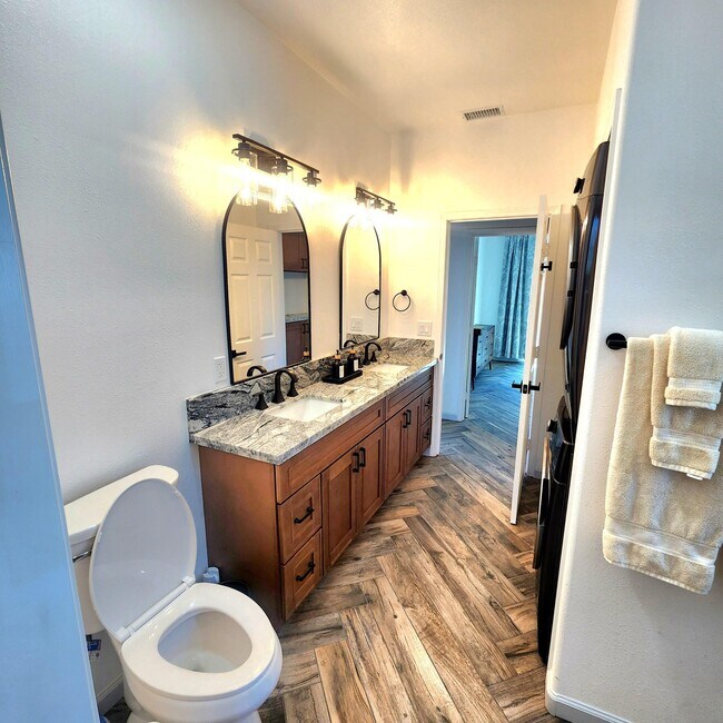 Foto del edificio - 26371 Helene Dr