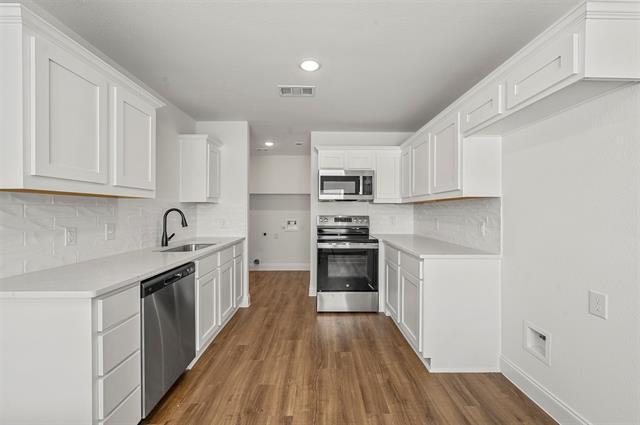 Building Photo - 1208 Marshall St