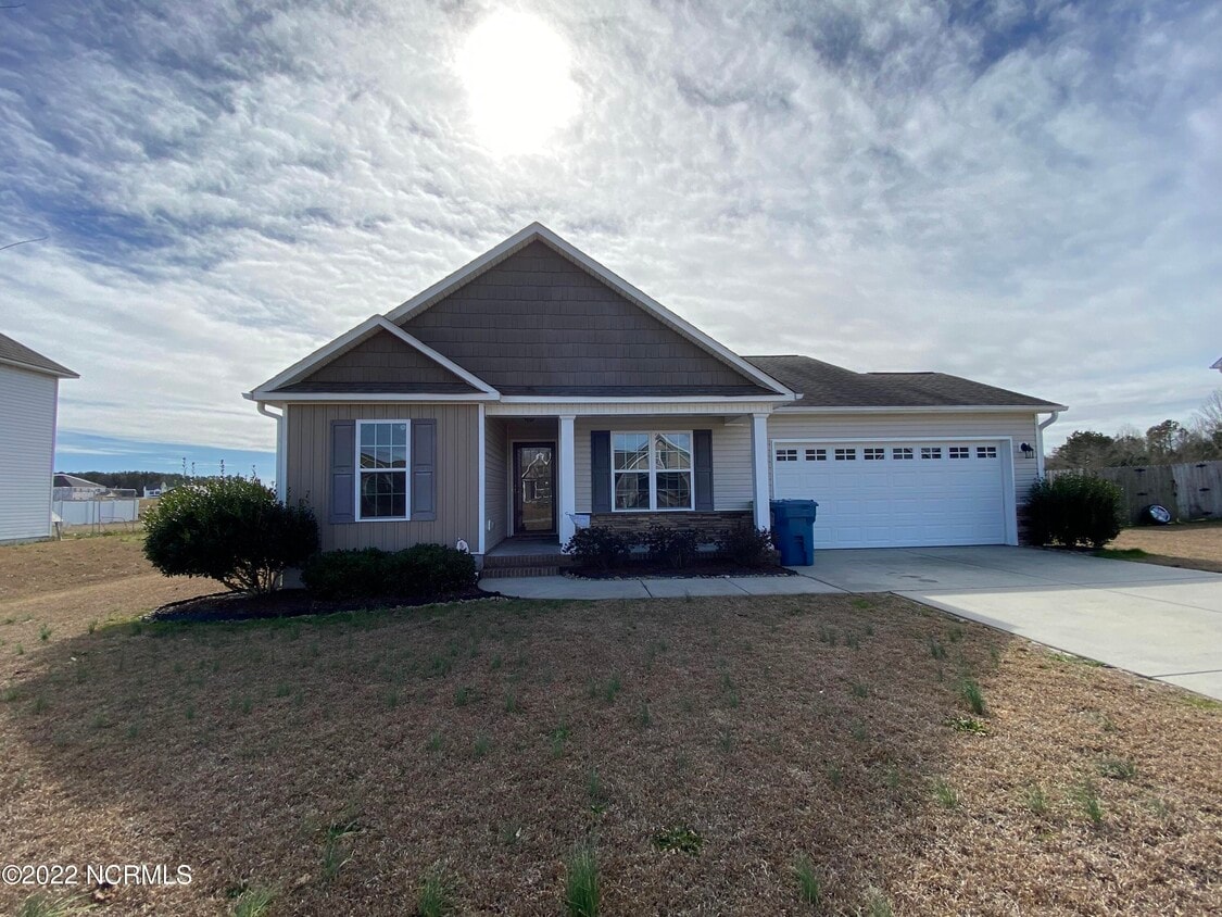 113 Grist Mill Dr, Havelock, NC 28532 House for Rent in Havelock, NC