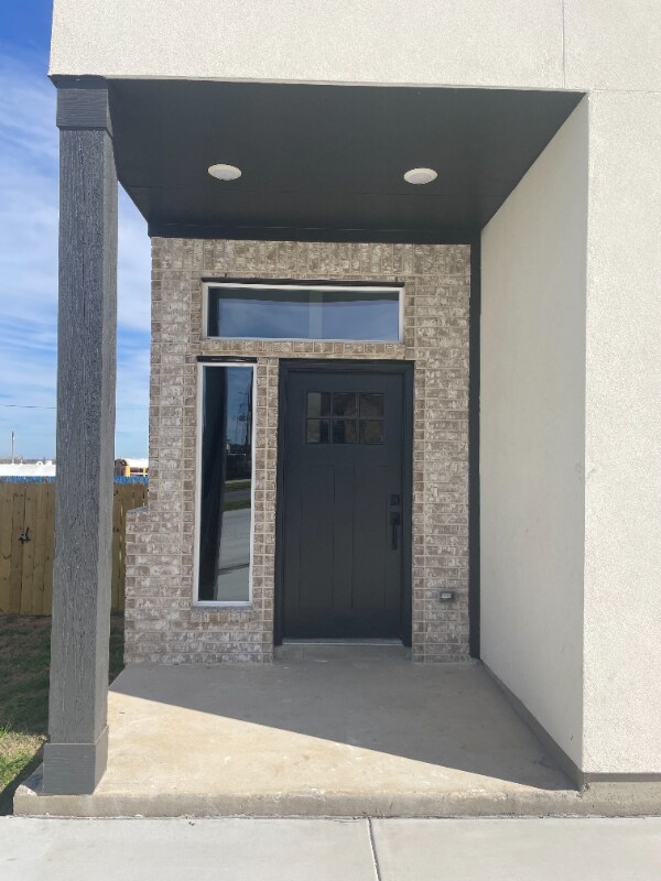 Building Photo - 129 Micah Point