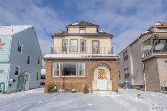 Building Photo - 20 Tacoma Ave