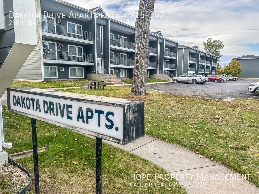 Foto principal - 717 Dakota Dr