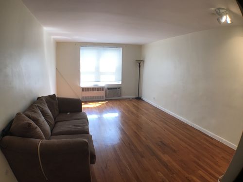 Building Photo - 3044 29th St