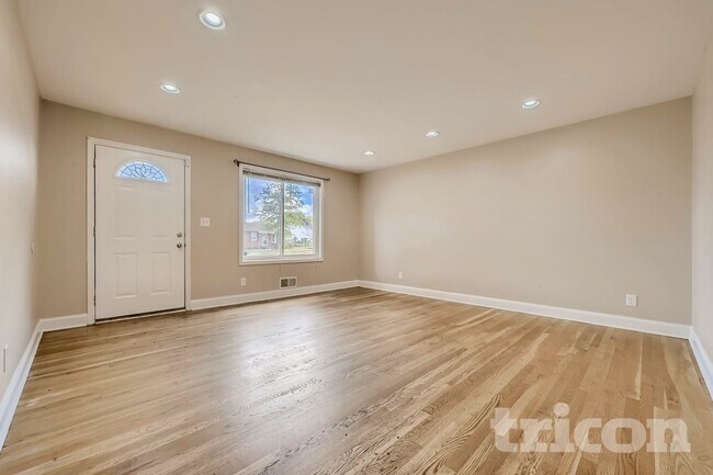 Building Photo - 3816 Terka Cir