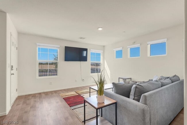 Building Photo - 1115 Meadow Sparrow Pl