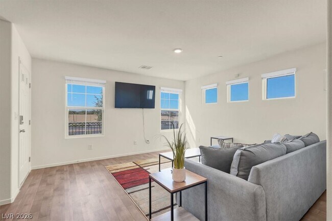 Foto del edificio - 1115 Meadow Sparrow Pl