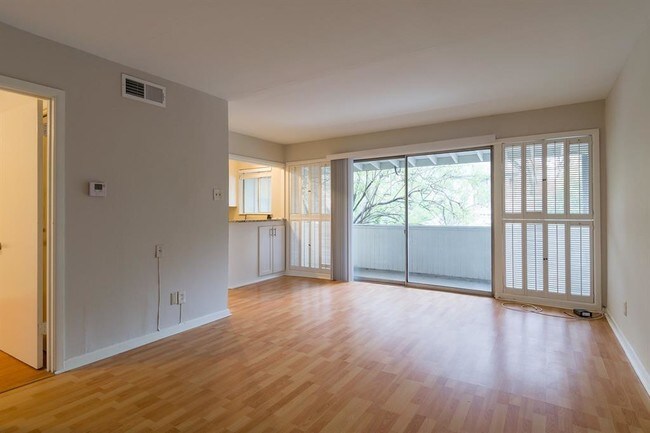 Foto del edificio - 4712 Abbott Ave