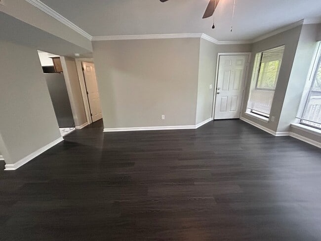 Foto del edificio - 3609 Juneau Rd