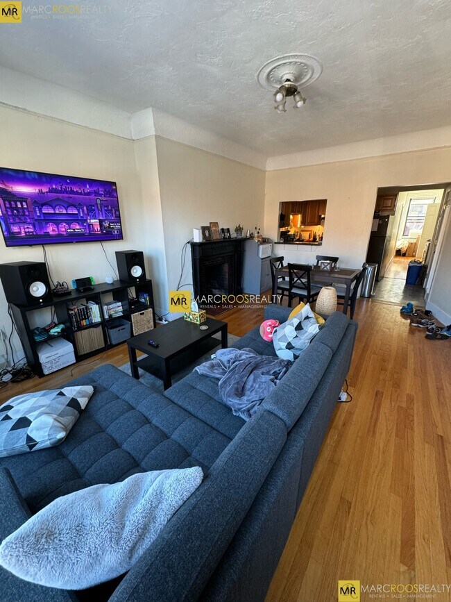 Foto del edificio - 461 Beacon St