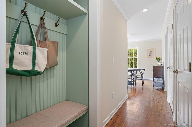 Building Photo - 121 Howard St