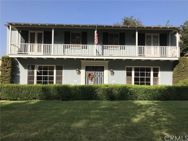 Primary Photo - 111 Country Club Dr
