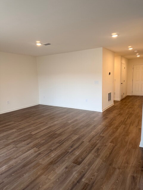 Foto del edificio - 305 McCleary Ln