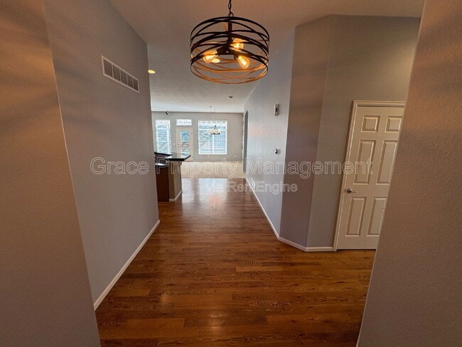 Photo - 222 Saxony Rd House