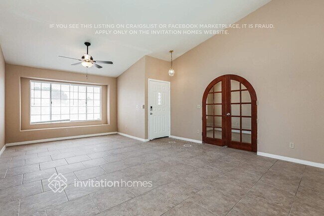 Foto del edificio - 5316 E Forge Ave