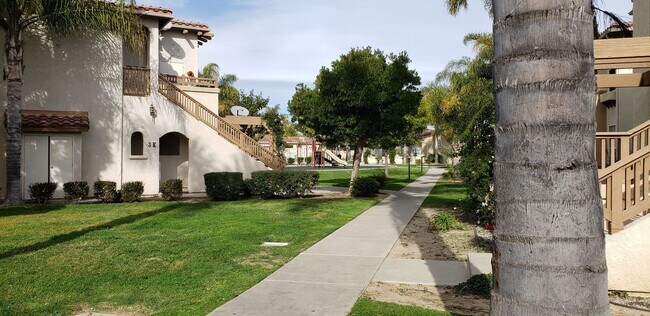 Foto del edificio - Oak Creek Villas Downstairs Condo