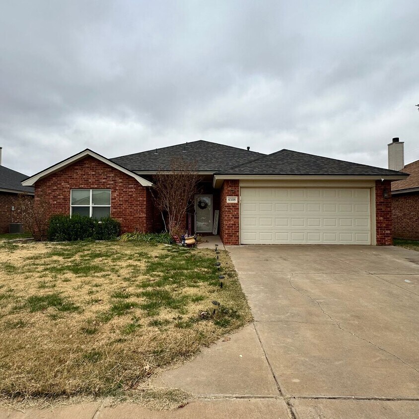 Move in Special 1/2 off first months rent!... House Rental in Lubbock