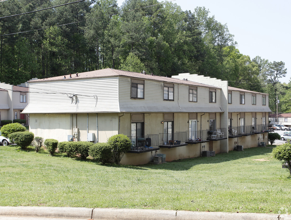 Foto principal - Club House Townhomes