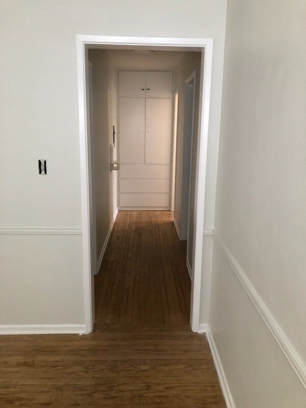 Foto del edificio - 1424 E 2nd St