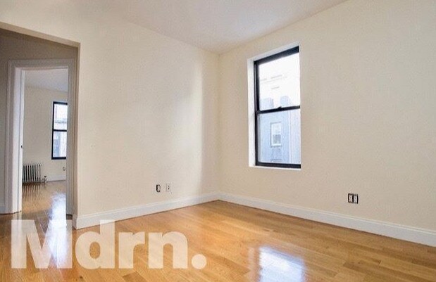 Primary Photo - 201 W 11th St