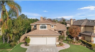 Building Photo - 12 Larkspur Dr