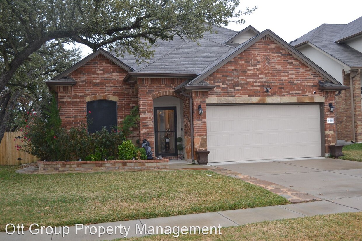 Primary Photo - 4 br, 3 bath House - 3418 Lorne Dr.