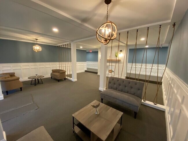 Foto del edificio - 949 State Rd