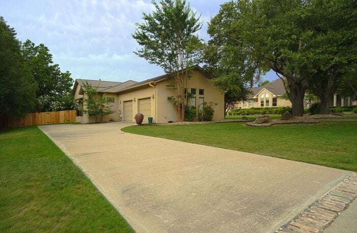 Primary Photo - 3333 Vintage Drive Round Rock, TX 78664 **...