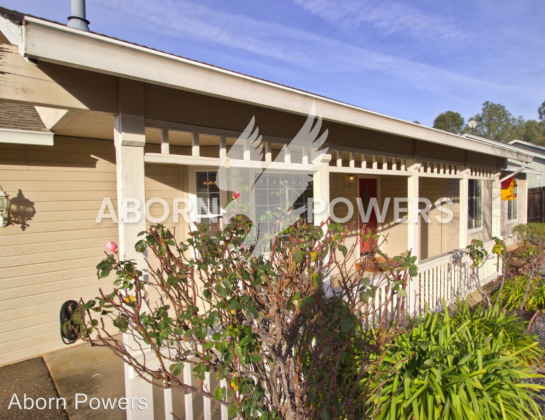 Primary Photo - 3 br, 2 bath House - 3504 Santos Circle