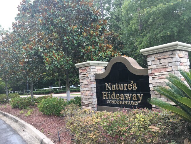 Entrada - 6076 Maggies Cir, Unit 105