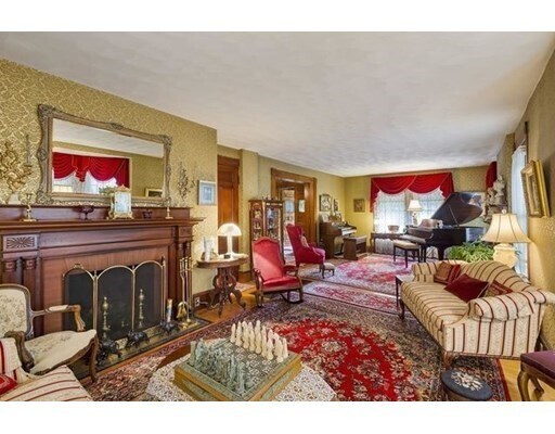 Foto del edificio - 326 Lexington St