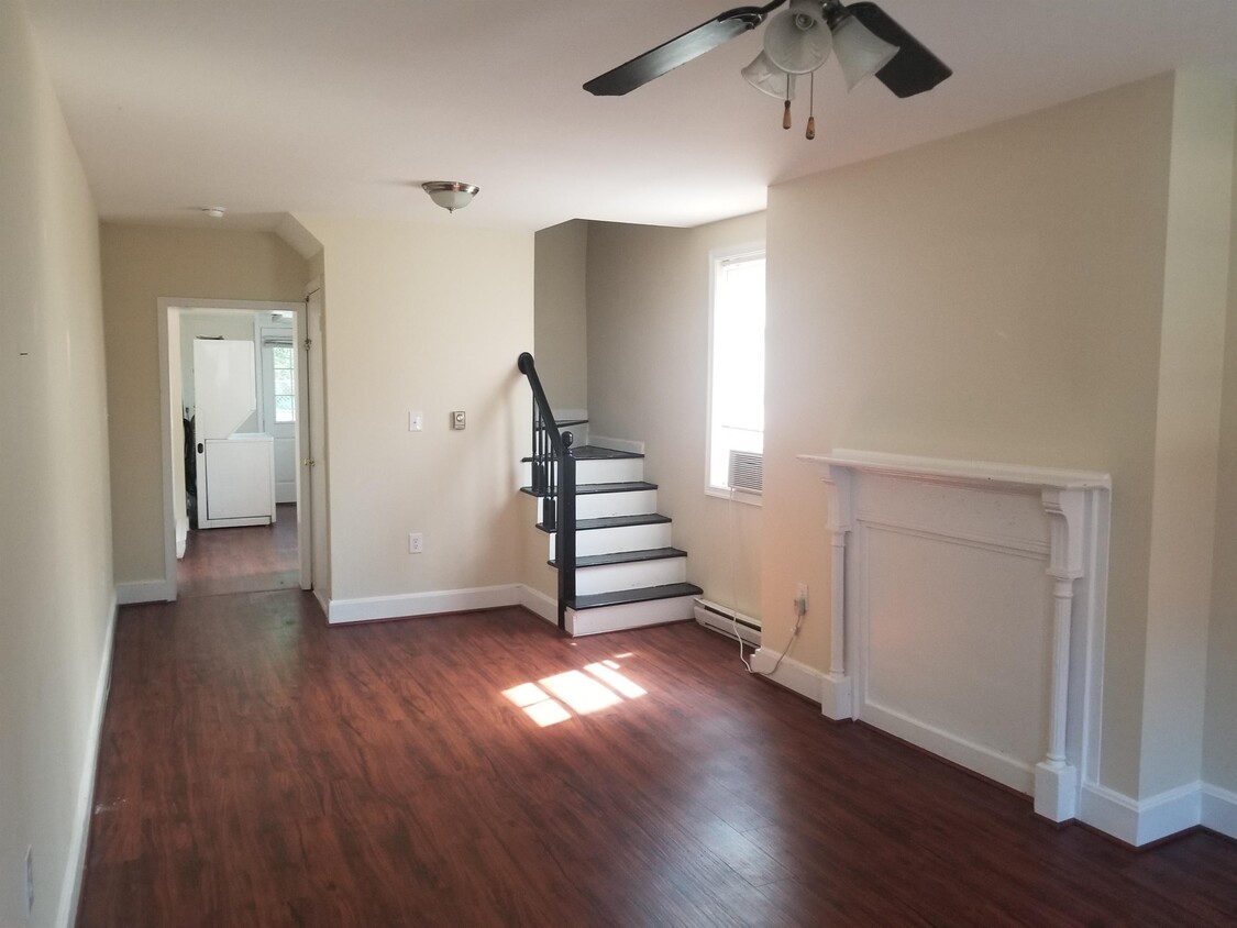 100 S Market St, Frederick, MD 21701 - Townhome Rentals in Frederick MD ...