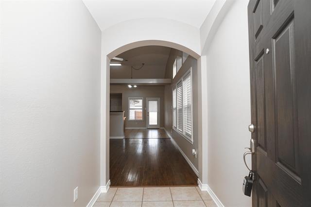 Building Photo - 9113 Wild Rose Ln