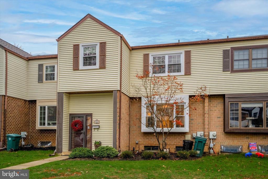 Foto principal - 206 Birch Dr