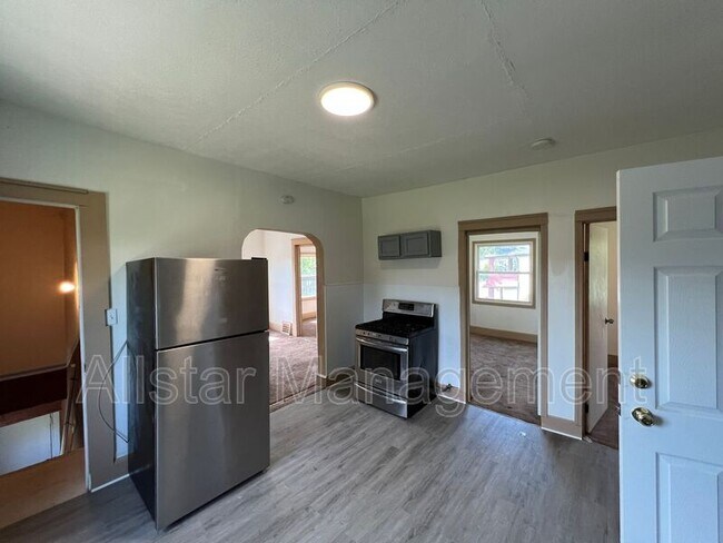 Foto del edificio - 3611 E 116th St