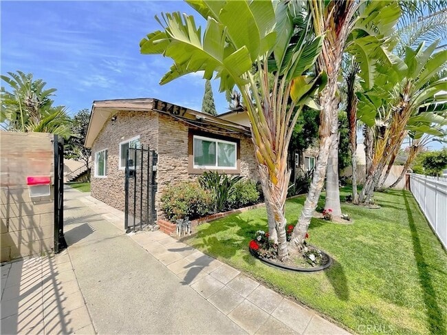 Building Photo - 12437 Harris Ave