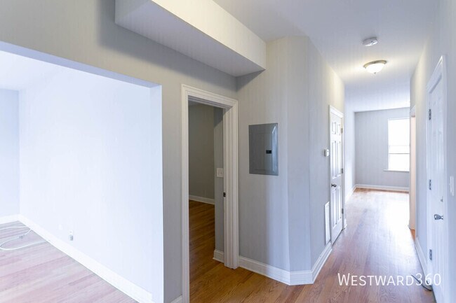 Foto del edificio - 2753 N Whipple St