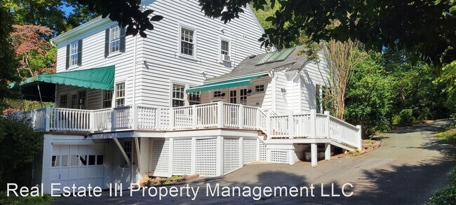 Foto del edificio - 5 br, 3.5 bath House - 1912 Blue Ridge Road