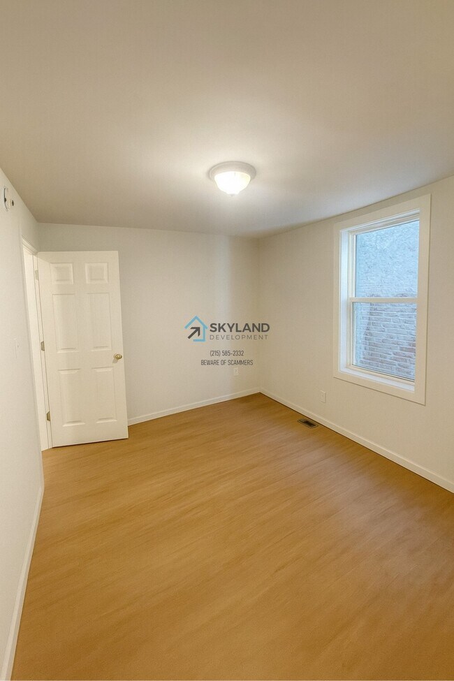 Foto del edificio - 1533 N Redfield St