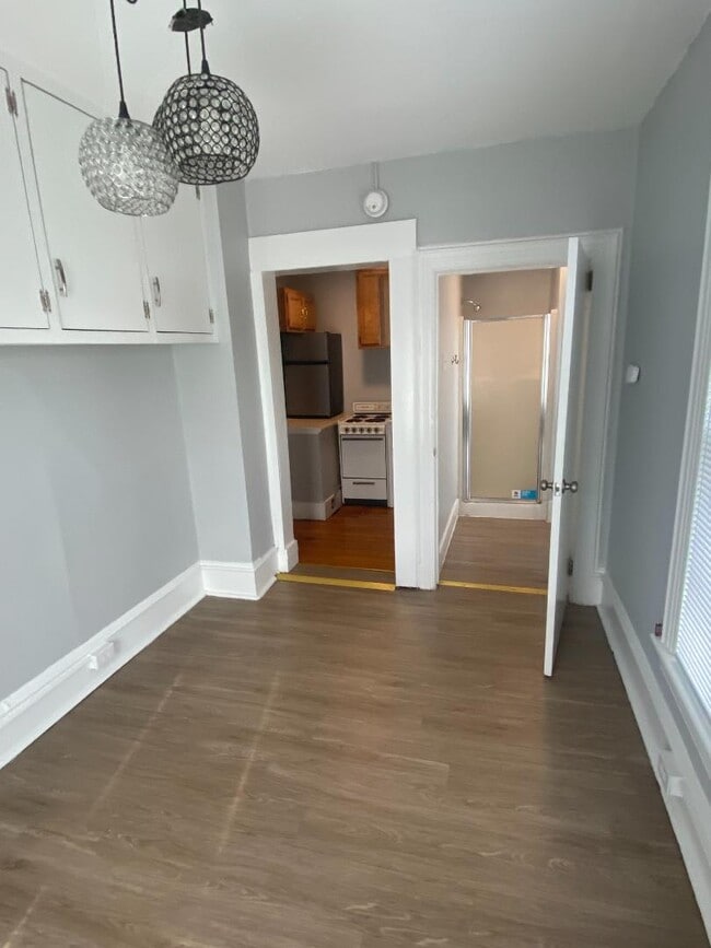 Foto del edificio - 1238 Memorial Ave