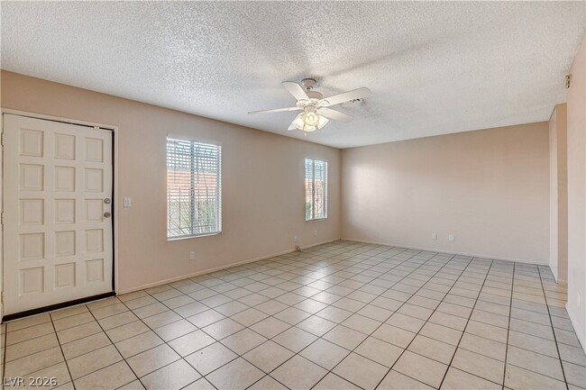 Building Photo - 3928 Torsby Pl
