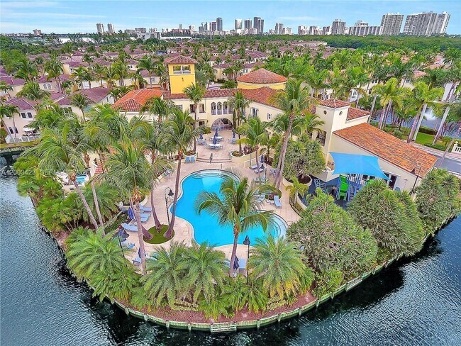 Foto del edificio - 21032 NE 32nd Ave