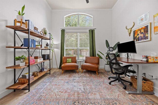 Foto del edificio - 2414 Powderham Ln
