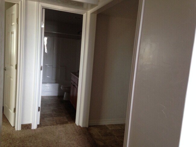 Bathroom - 608 E Lagoon St