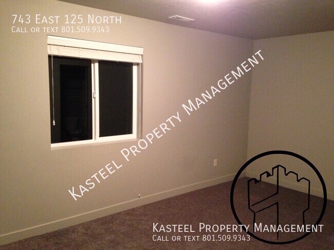 Foto del edificio - 743 E 125 N St