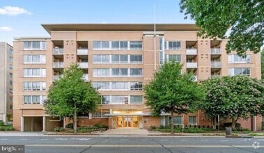 Building Photo - 355 I St SW