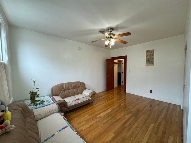 Foto del edificio - 55 W 7th St