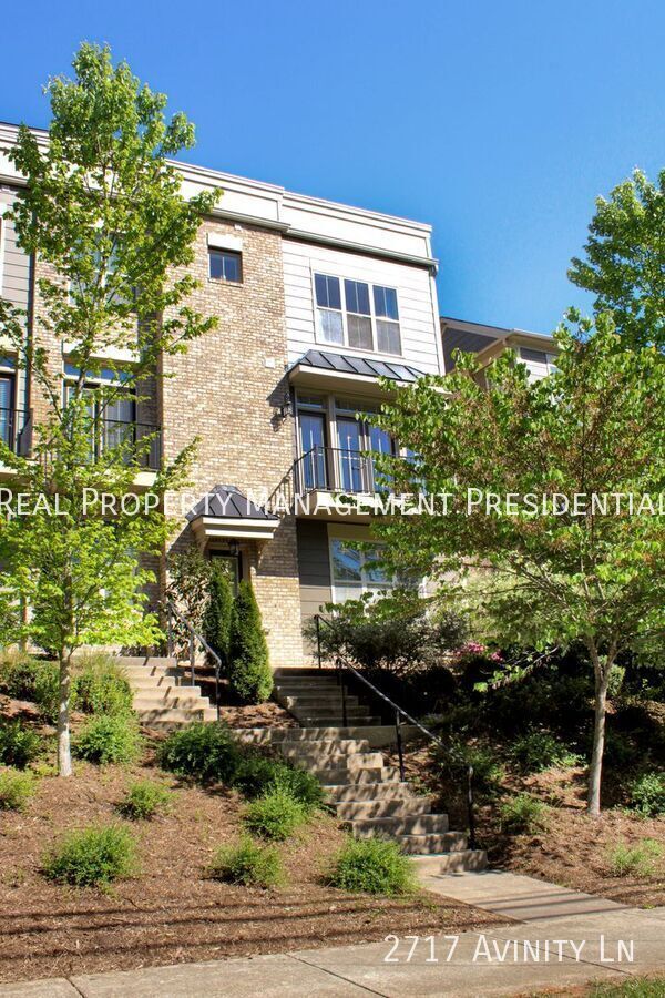 Building Photo - 2717 Avinity Ln