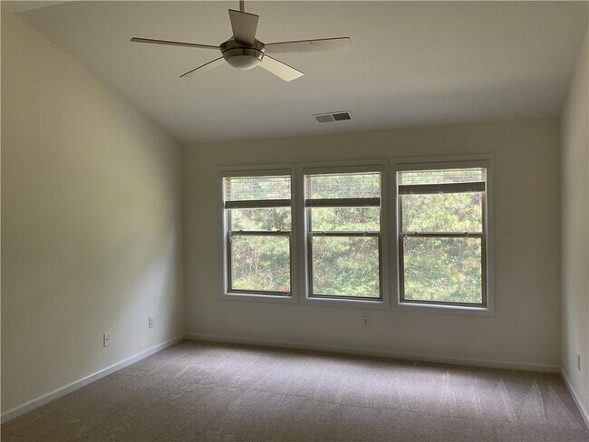 Foto del edificio - 7305 Heritage Oak Ct